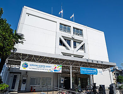 横浜市西区役所 約760m(徒歩10分)