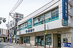 [周辺環境画像] 横浜銀行 大倉山支店
約420m（徒歩6分）