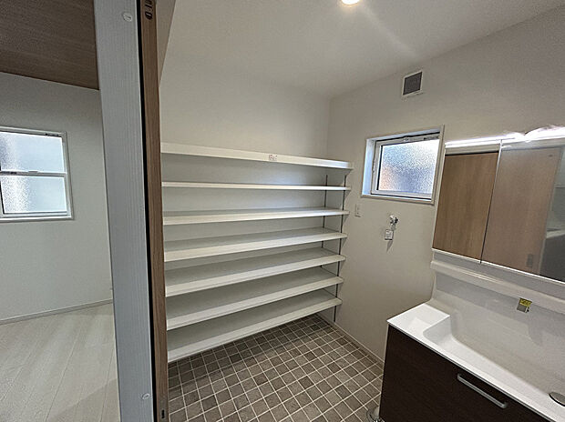 【洗面所】洗面所に人気の嬉しい収納