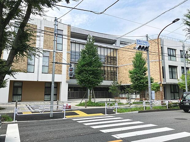 立川市立若葉台小学校(約1,240m)