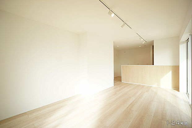 【II-1号地 リビング】II-1号地