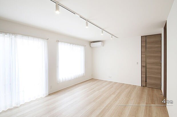 【4号地 リビング】4号地