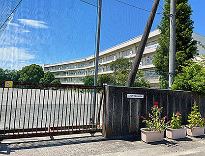 元福小学校 約700m
