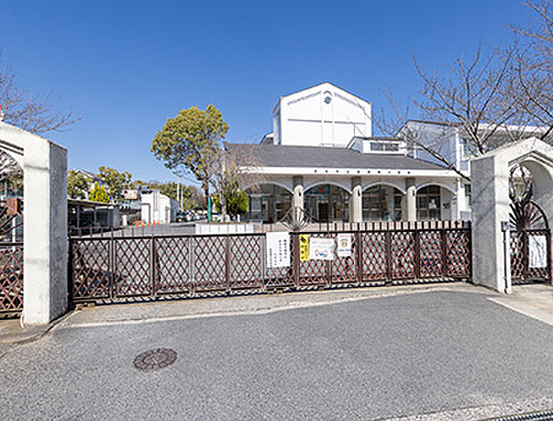 草津市立志津南小学校