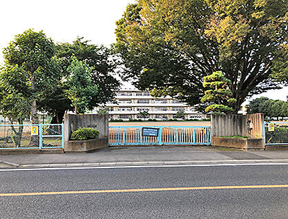 佐野市立南中学校 約2070m