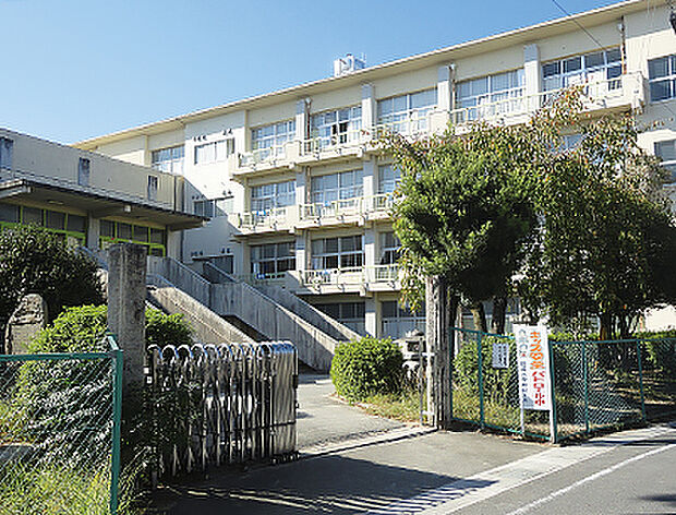 岡崎市立岡崎小学校