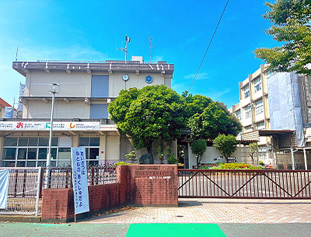 大里西小学校