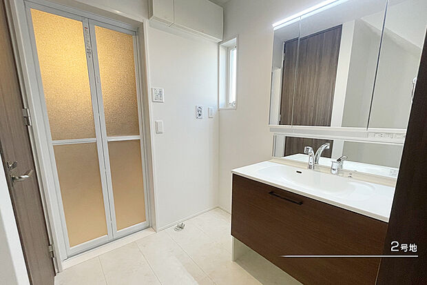 【2号地 洗面室】2号地