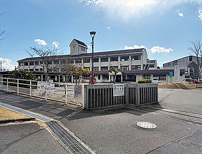 湖南市立甲西北中学校 約4500m