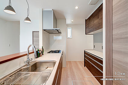 13号地 キッチン