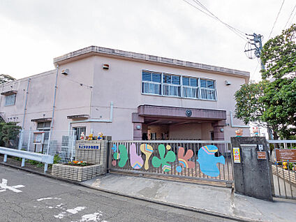 ちよがおか幼稚園 約590m