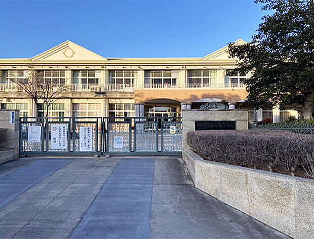 富士中央小学校