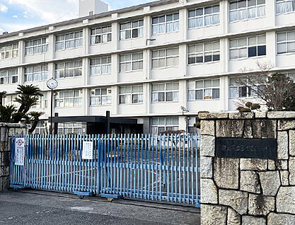 富士高等学校 約730m