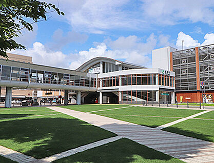 JR奥羽本線「秋田」駅 約1110m