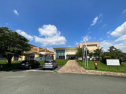 合志市 泉ヶ丘市民センター 約710m