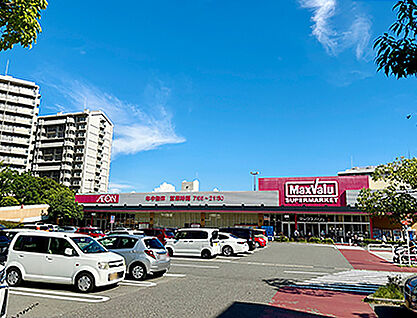 マックスバリュ須磨店 約560m