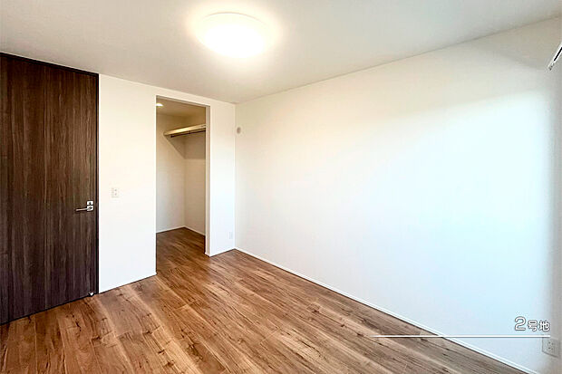 【2号地 主寝室】2号地