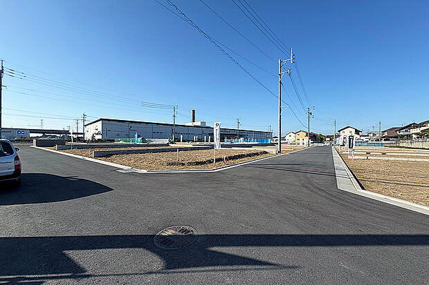 【35号地 外観】ブルームヴィラ八幡南は180m2以上の広々敷地で、家族みんながゆったり暮らせる全64区画。 全区画フ