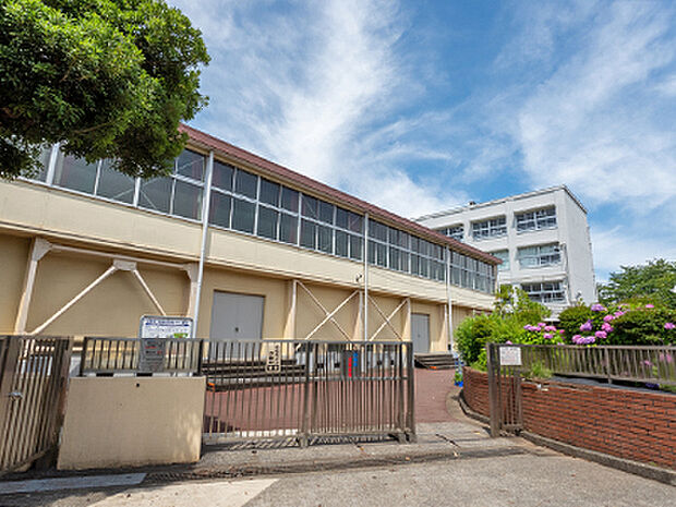 横浜市立和泉小学校