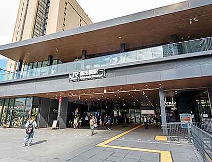 JR総武・中央緩行線・都営大江戸線「飯田橋」駅 約730m