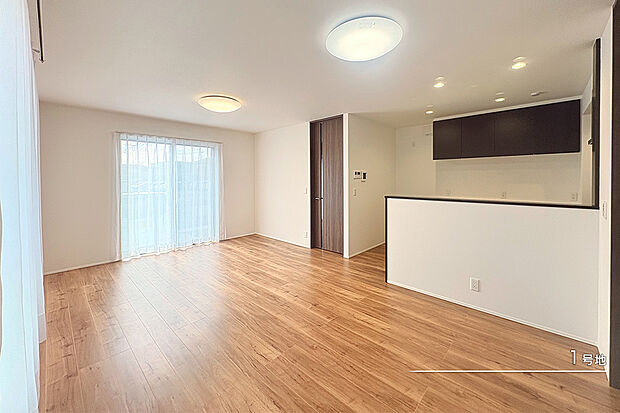 【1号地 リビング】1号地