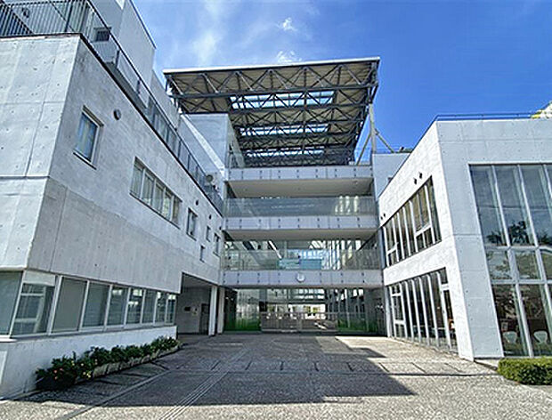 富山市立芝園小学校