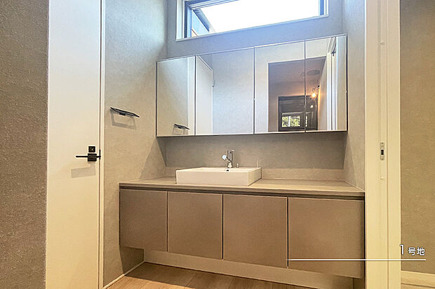 【1号地 洗面室】1号地