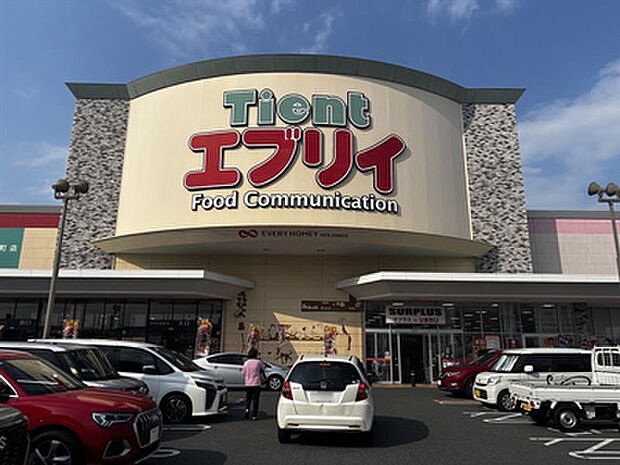 Tient エブリイ 緑町店
