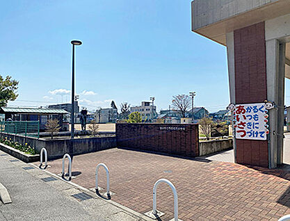 富山市立西田地方小学校 約740m