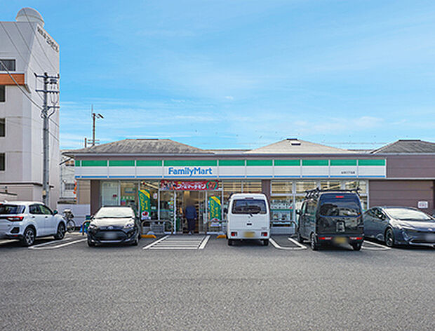 ファミリーマート住吉三丁目店