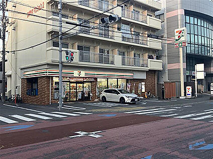セブンイレブン三島西通り店 約90m