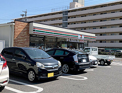 セブンイレブン名古屋岩塚町店 約150m