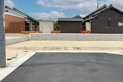 16号地 前面道路含む現地写真