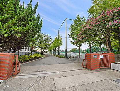 さいたま市立日進中学校 約1170m