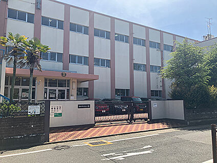 名古屋市立稲西小学校 約950m