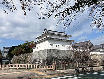 駿府城公園 約480m