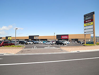 フレッセイ朝日町店 約950m