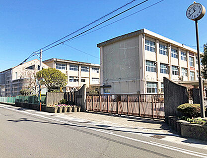 岐阜市立加納中学校 約780m