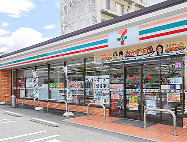 セブンイレブン広島東霞店