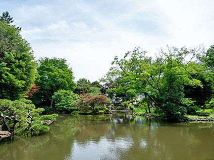 有栖川公園 約710m