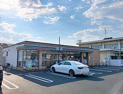 セブンイレブン岡山今保店 約530m