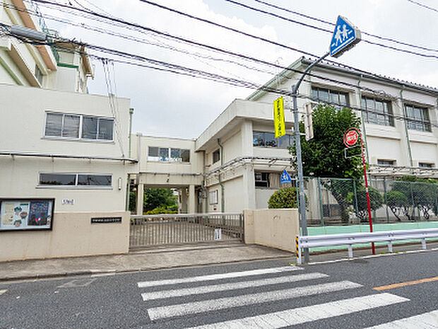 世田谷区立緑丘中学校