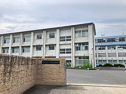 日進西中学校 約1880m