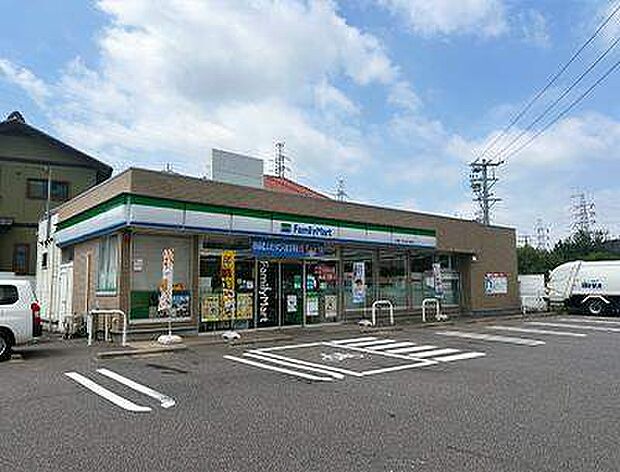 ファミリーマート刈谷一ツ木7丁目店