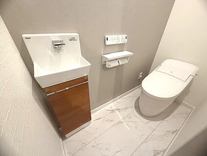 M号地モデルハウス　トイレ