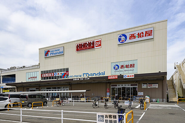 万代堺高須店（約950m）