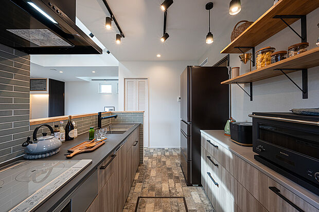 【対面キッチン】ヤマト住建オリジナルキッチン ラカーサ