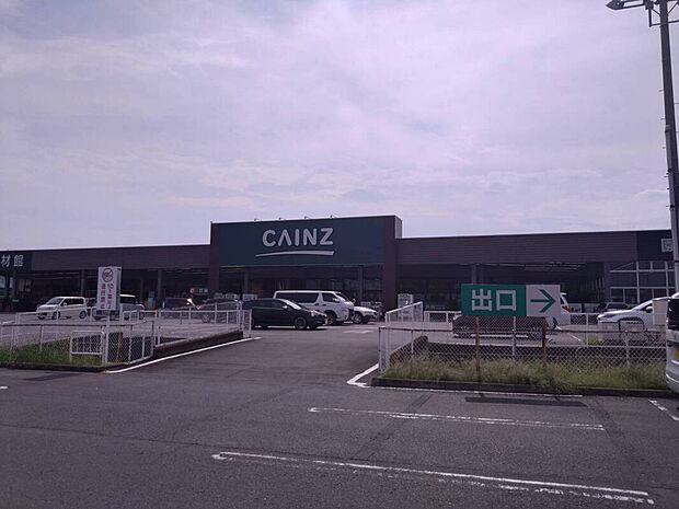 カインズ 佐波東店（約500m）