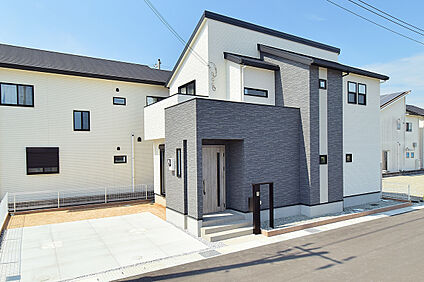 【10号地 モデルハウス】