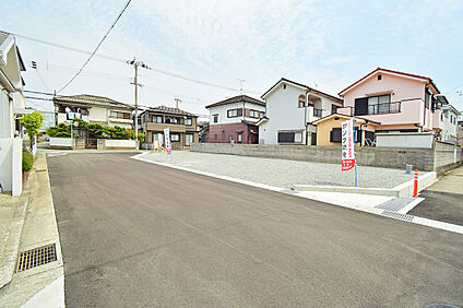 【現地写真】開放感ある明るい区画です。